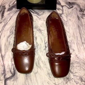 Bass leather loafers